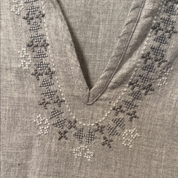 Pure Jill Gray Embroidered Women's Blouse - Picture 3 of 5